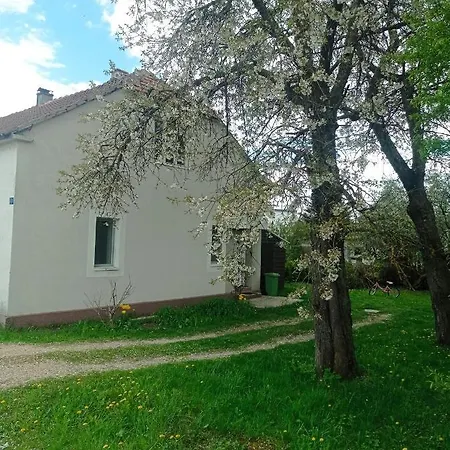 Apartman Lili Appartamento *
